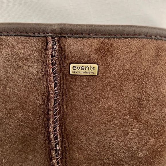 UGG / Waterproof~No Laces Boots - Picture 3 of 16